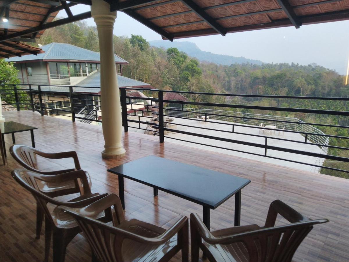 Eagle Eye Resorts Sangameswarpet Exterior foto